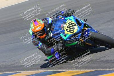 media/Oct-30-2022-CVMA (Sun) [[fb421c3cec]]/Race 11 Amateur Supersport Open/